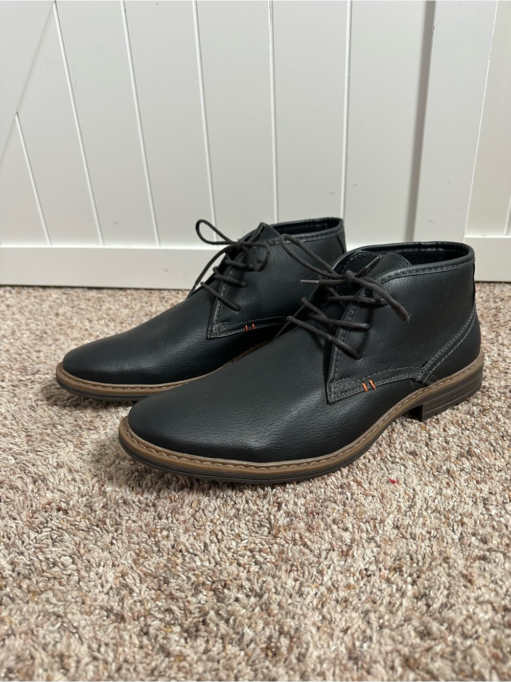 Varese Gobi II Men’s Size 12 Black Lace-Up Chukka Ankle Boots